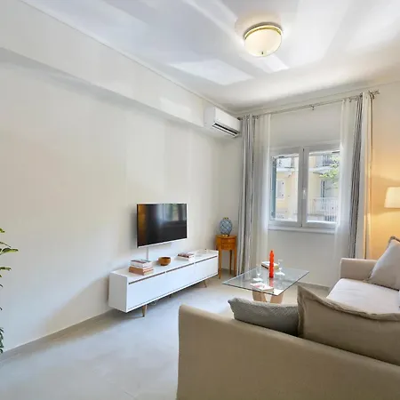 Nefeli's Cozy Apartment, Corfu Town アパート *