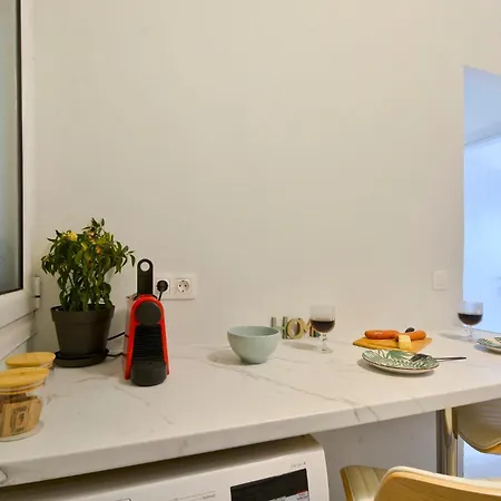 Nefeli's Cozy Apartment, Corfu Town アパート *