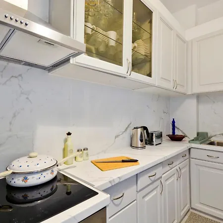 Nefeli's Cozy Apartment, Corfu Town