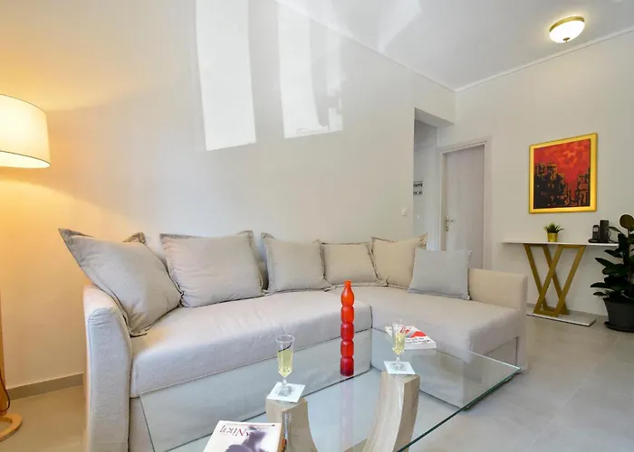 Nefeli's Cozy Apartment, Corfu Town *